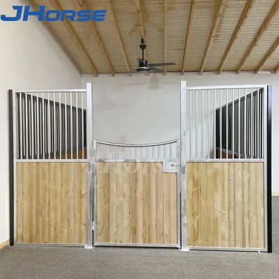 Economische de Pijnboom Naar maat gemaakte Grootte van Mesh Horse Stall Fronts Infilled van de Vensterschuifdeur