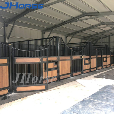 Voorzijden van de Doosboxen van het hete Onderdompelings de Gegalvaniseerde Paard 2200mm Hoogte met Raadsdeur