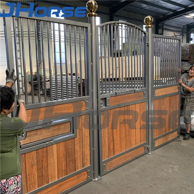Luxueus Paard Stabiele Doos met Draagbaar Schuifdeuroem