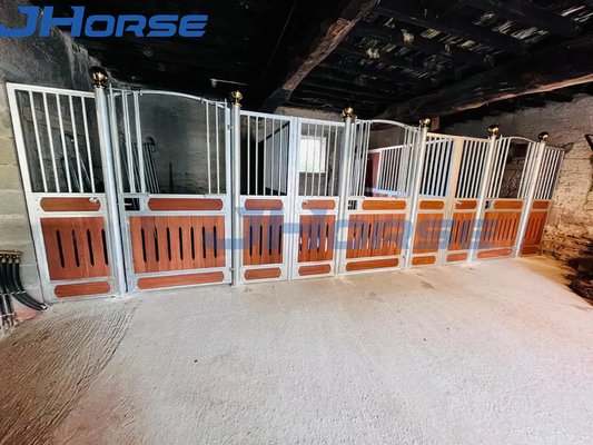 Solid Structure Moderne box stalletjes voor paarden Op maat gemaakte uitgeruste paardenstalletjes