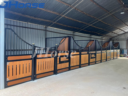 Poedercoated Euro Horse Stalls Aanpasbare constructie