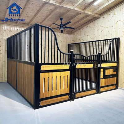 8ft x 8ft poeder gecoate paardenstal voorpanelen met pvc-bord