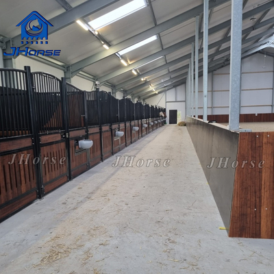 Hot Dip Galvanized Draagbare Paard Stabiel Met weinig onderhoud En Aanpasbare Schommeldeur