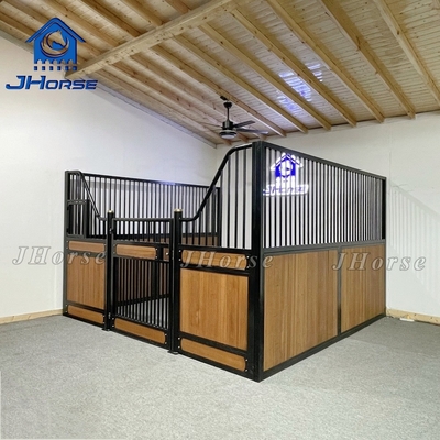 2.3m Hoogte Paardstall Fronts Poeder bekleed of gegalvaniseerd staal en bamboe of op maat