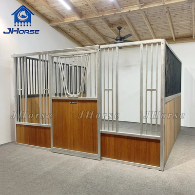 Paardenboerderijapparatuur Paardenstal Panelen Hoog resistent Bamboe Paard Stabiel Fronts Anti-insect Met schuifdeur
